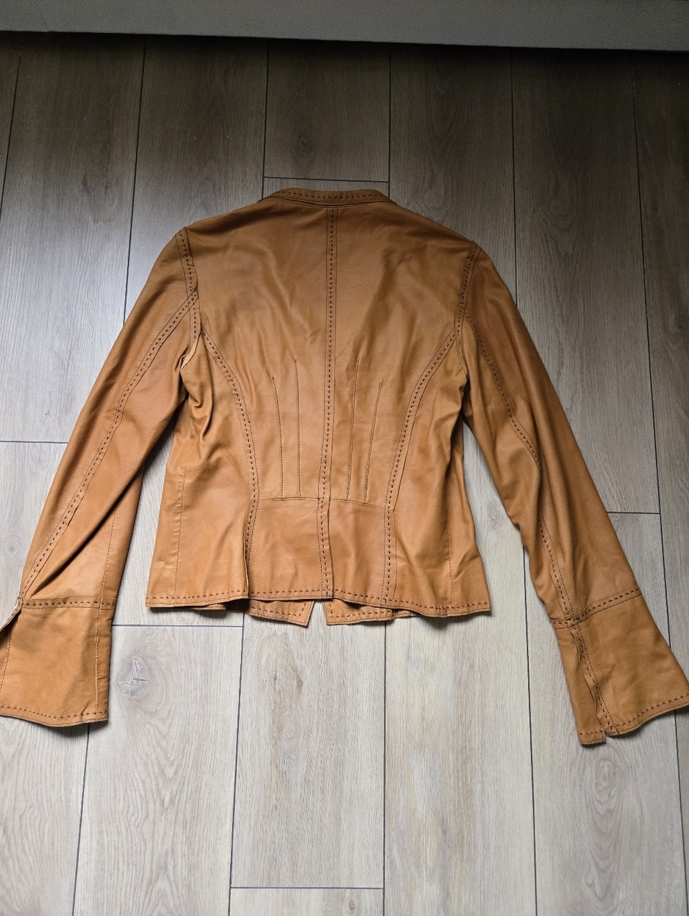 Danier Tan "Buttery Soft" Leather Western-style Jacket Size S - Picture 7 of 11
